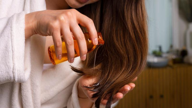 Tips Merawat Rambut yang Baik dan Benar Menurut Pakar Kesehatan